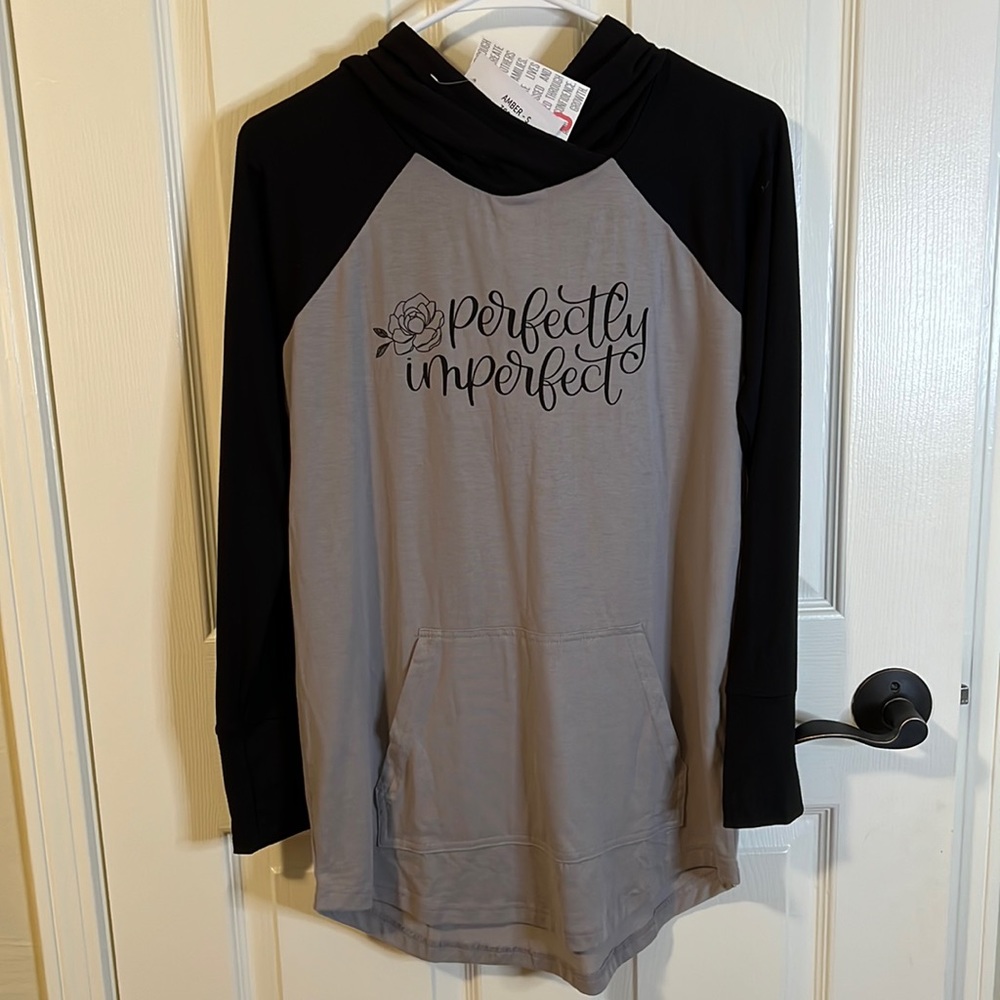 ⭐️LuLaRoe Amber - NWT⭐️